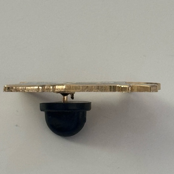 George Rodrigue Blue Dog New Orleans Saints Jersey Mini Lapel Pin Tie Tac Brees - Picture 4 of 7